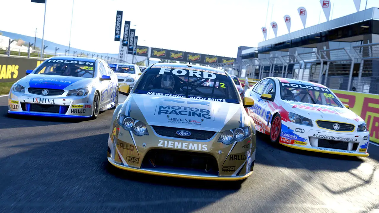 Project Motor Racing 2.1: Free Holden Commodore and Triple Screen Support Arrive